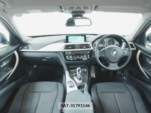 Bmw 3 SERIES 2017-03 8364919-1