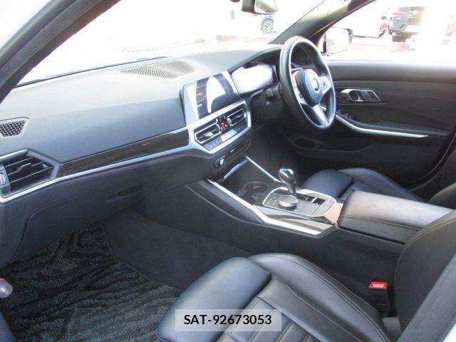 Bmw 3 SERIES 2019-05 8364912-1
