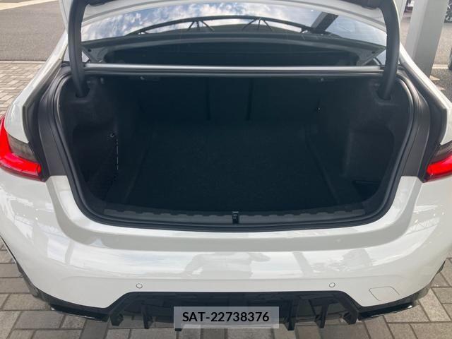 Bmw 3 SERIES 2023-03 8411384-11