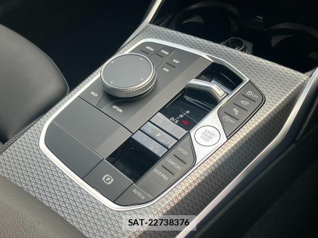 Bmw 3 SERIES 2023-03 8411384-18