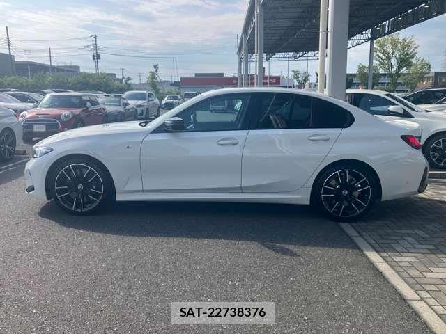 Bmw 3 SERIES 2023-03 8411384-5
