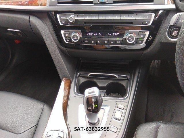 Bmw 3 SERIES 2017-12 8437954-15