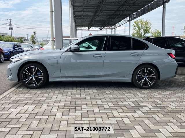 Bmw 3 SERIES 2025-05 8523722-5