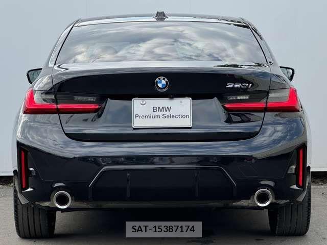 Bmw 3 SERIES 2026-03 8523721-4