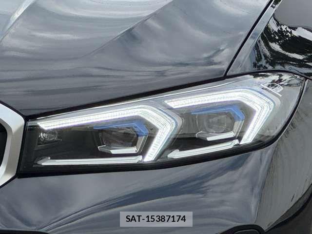 Bmw 3 SERIES 2026-03 8523721-7