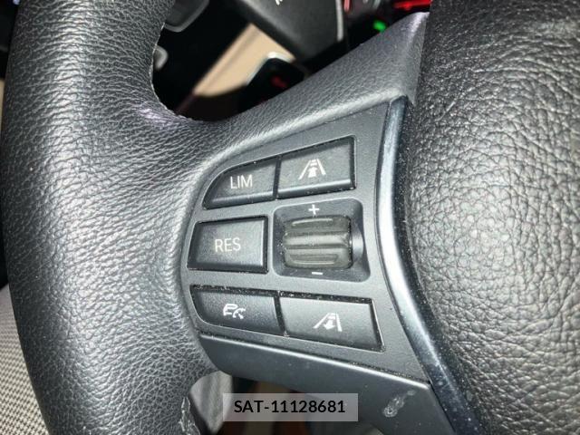 Bmw 3 SERIES 2019-03 8523730-13