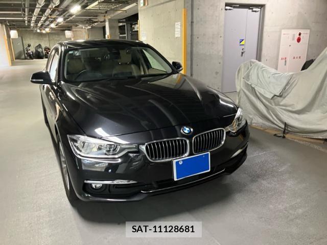 Bmw 3 SERIES 2019-03 8523730-1