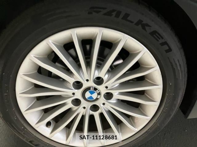 Bmw 3 SERIES 2019-03 8523730-4