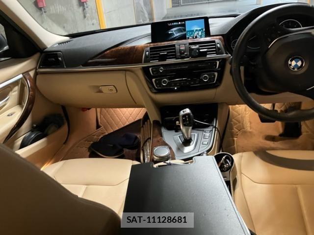 Bmw 3 SERIES 2019-03 8523730-8