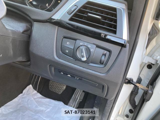 Bmw 3 SERIES 2018-04 8561260-15