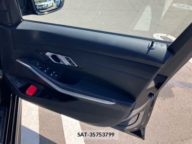 Bmw 3 SERIES 2022-03 8561251-14