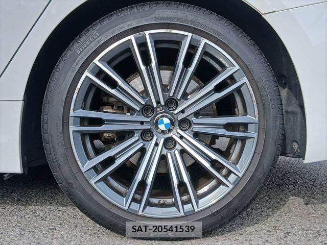 Bmw 3 SERIES 2019-06 8658183-12