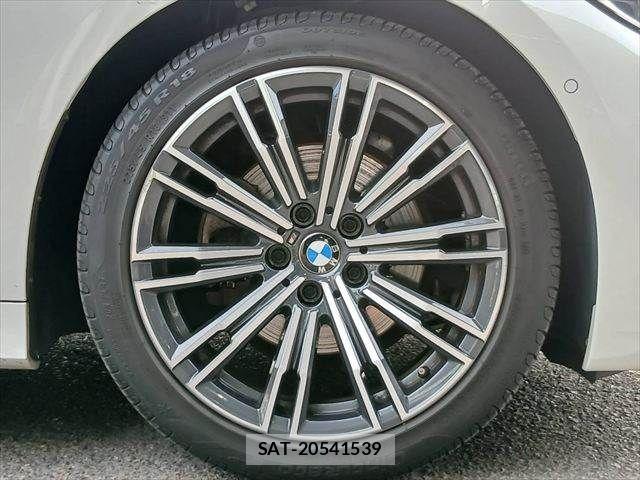 Bmw 3 SERIES 2019-06 8658183-28