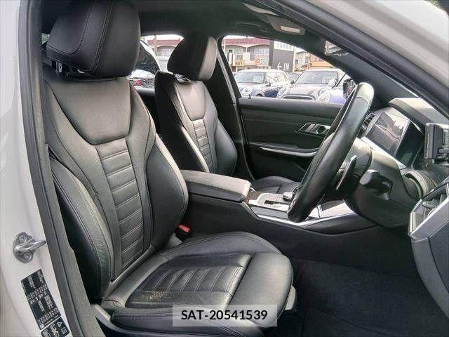 Bmw 3 SERIES 2019-06 8658183-6