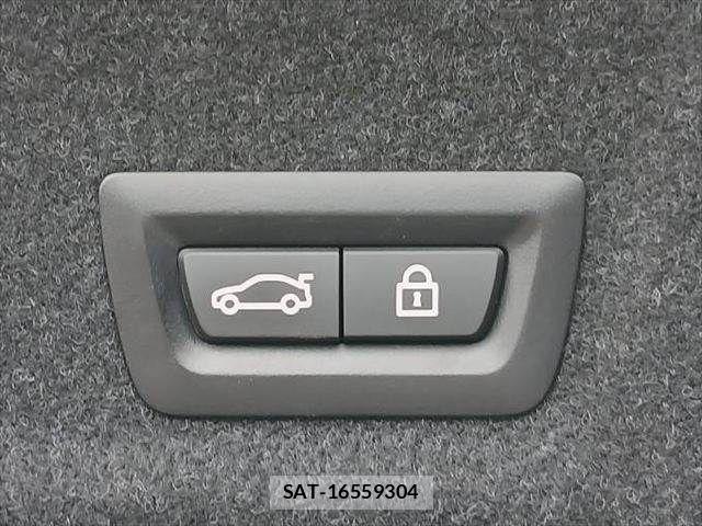 Bmw 3 SERIES 2019-08 8658184-26
