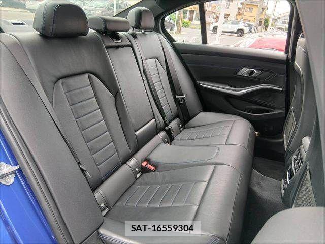 Bmw 3 SERIES 2019-08 8658184-7