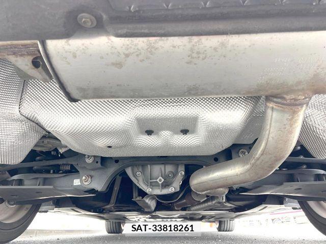 Bmw 3 SERIES 2019-08 8740838-19
