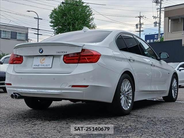 Bmw 3 SERIES 2014-02 8740844-16