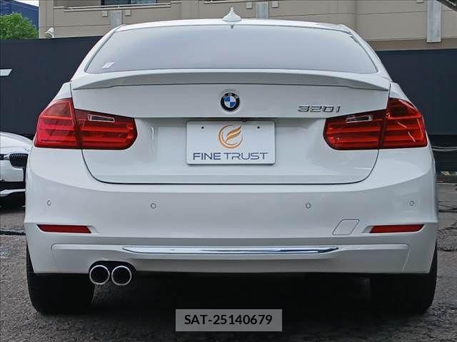 Bmw 3 SERIES 2014-02 8740844-17