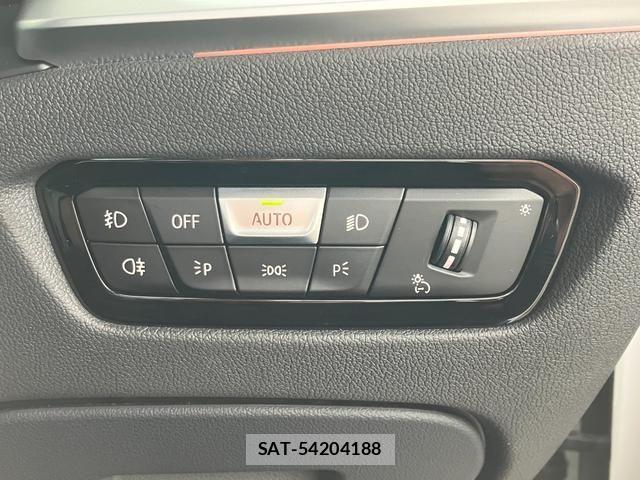 Bmw 3 SERIES 2019-09 8740832-16