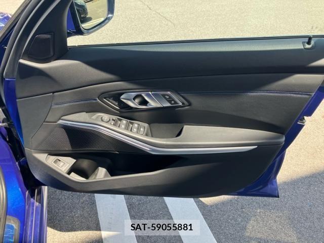 Bmw 3 SERIES 2019-03 8740839-15