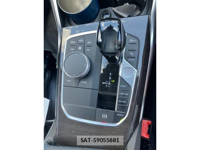 Bmw 3 SERIES 2019-03 8740839-27