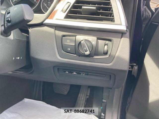 Bmw 3 SERIES 2017-10 8779605-16
