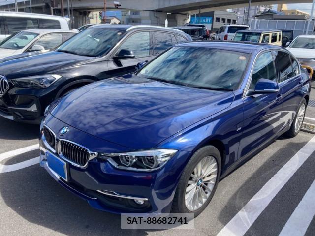 Bmw 3 SERIES 2017-10 8779605-1