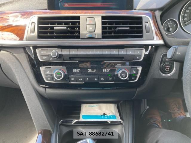 Bmw 3 SERIES 2017-10 8779605-20