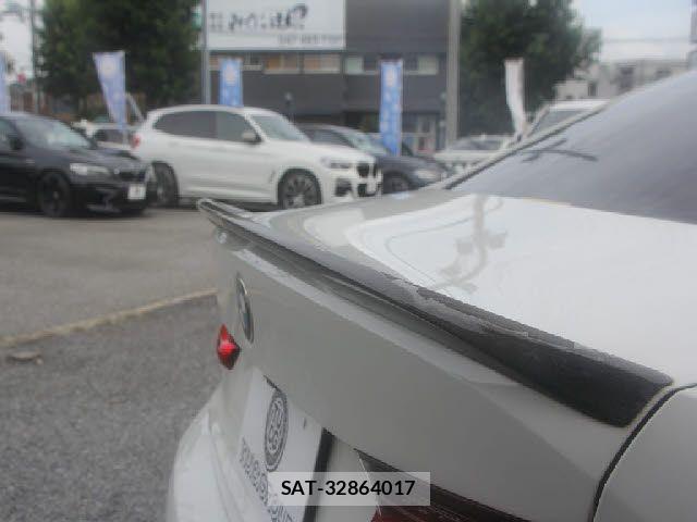 Bmw 3 SERIES 2019-06 8795360-19