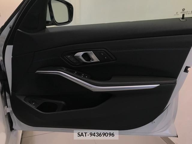 Bmw 3 SERIES 2025-12 8828005-23