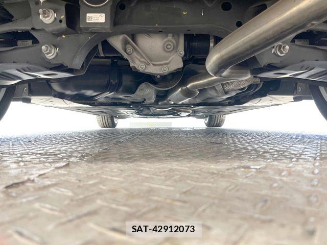 Bmw 3 SERIES 2018-08 8828013-10