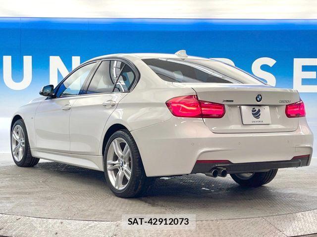 Bmw 3 SERIES 2018-08 8828013-18