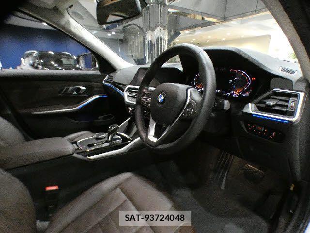 Bmw 3 SERIES 2019-06 8870508-11