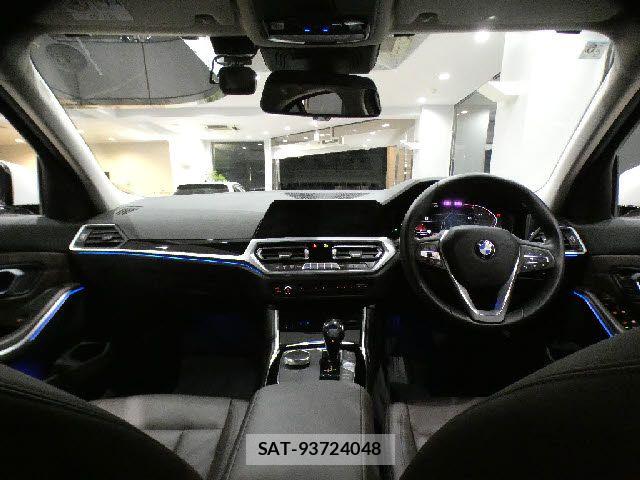 Bmw 3 SERIES 2019-06 8870508-16