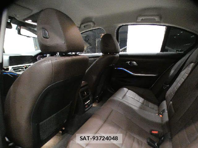 Bmw 3 SERIES 2019-06 8870508-26