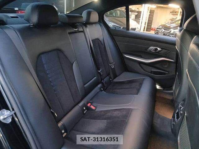 Bmw 3 SERIES 2019-11 8878839-7