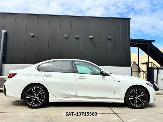 Bmw 3 SERIES 2026-02 8878830-7