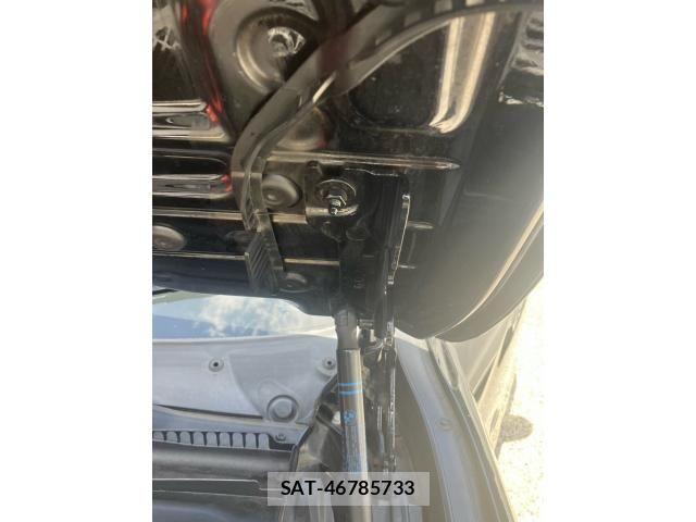 Bmw 3 SERIES 2017-08 8883348-17