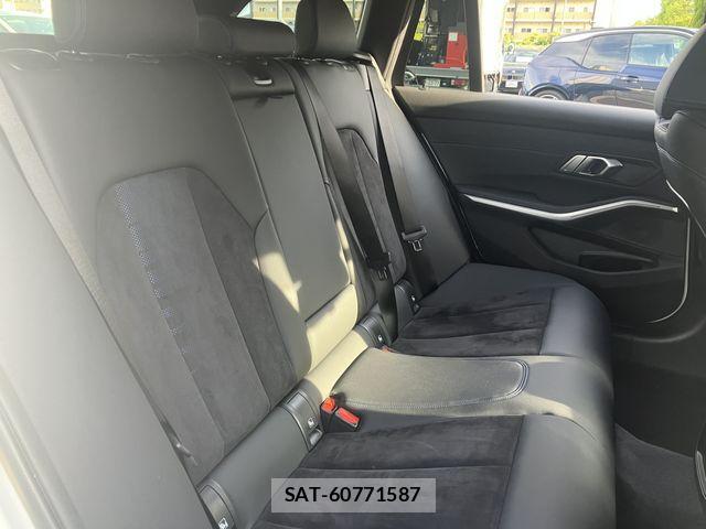 Bmw 3 SERIES 2023-08 1264266-13