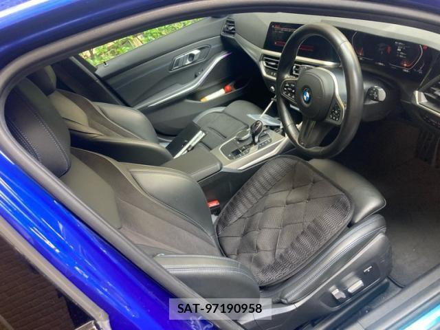 Bmw 3 SERIES 2021-09 1329855-9