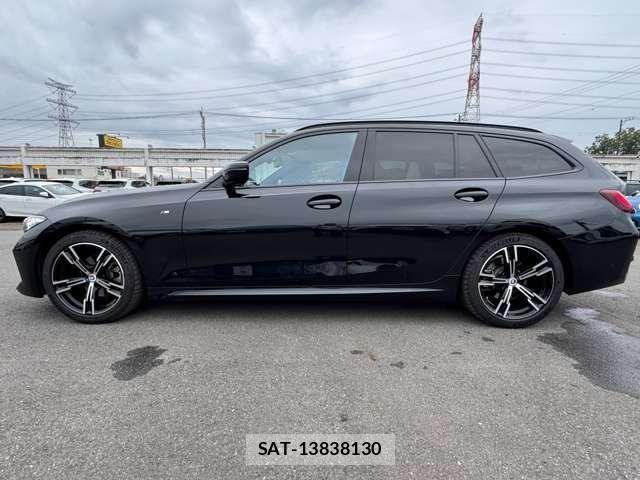 Bmw 3 SERIES 2022-11 1353472-3