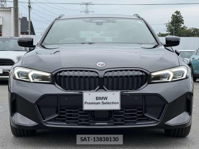 Bmw 3 SERIES 2022-11 1353472-4