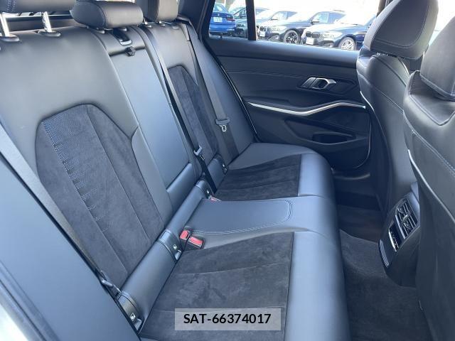 Bmw 3 SERIES 2021-03 1471089-8