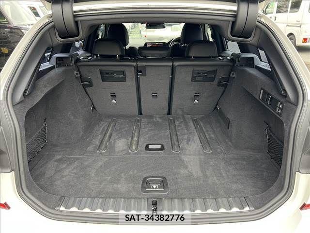 Bmw 3 SERIES 2021-03 1542997-10