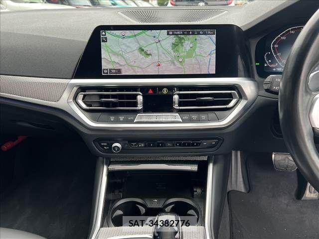 Bmw 3 SERIES 2021-03 1542997-15