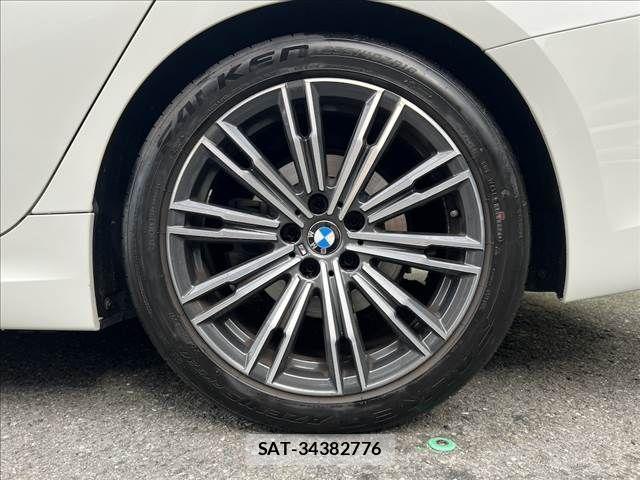 Bmw 3 SERIES 2021-03 1542997-5