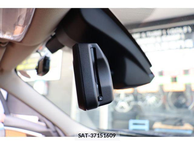 Bmw 3 SERIES 2019-01 1868718-12