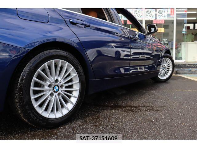 Bmw 3 SERIES 2019-01 1868718-24