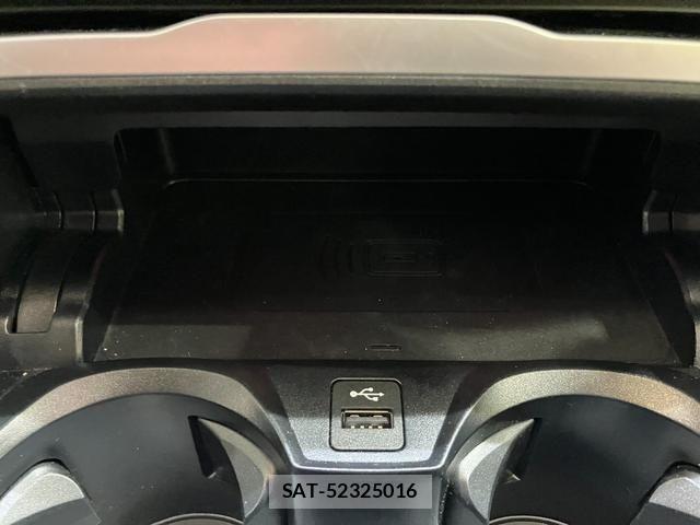 Bmw 3 SERIES 2025-08 2246381-24